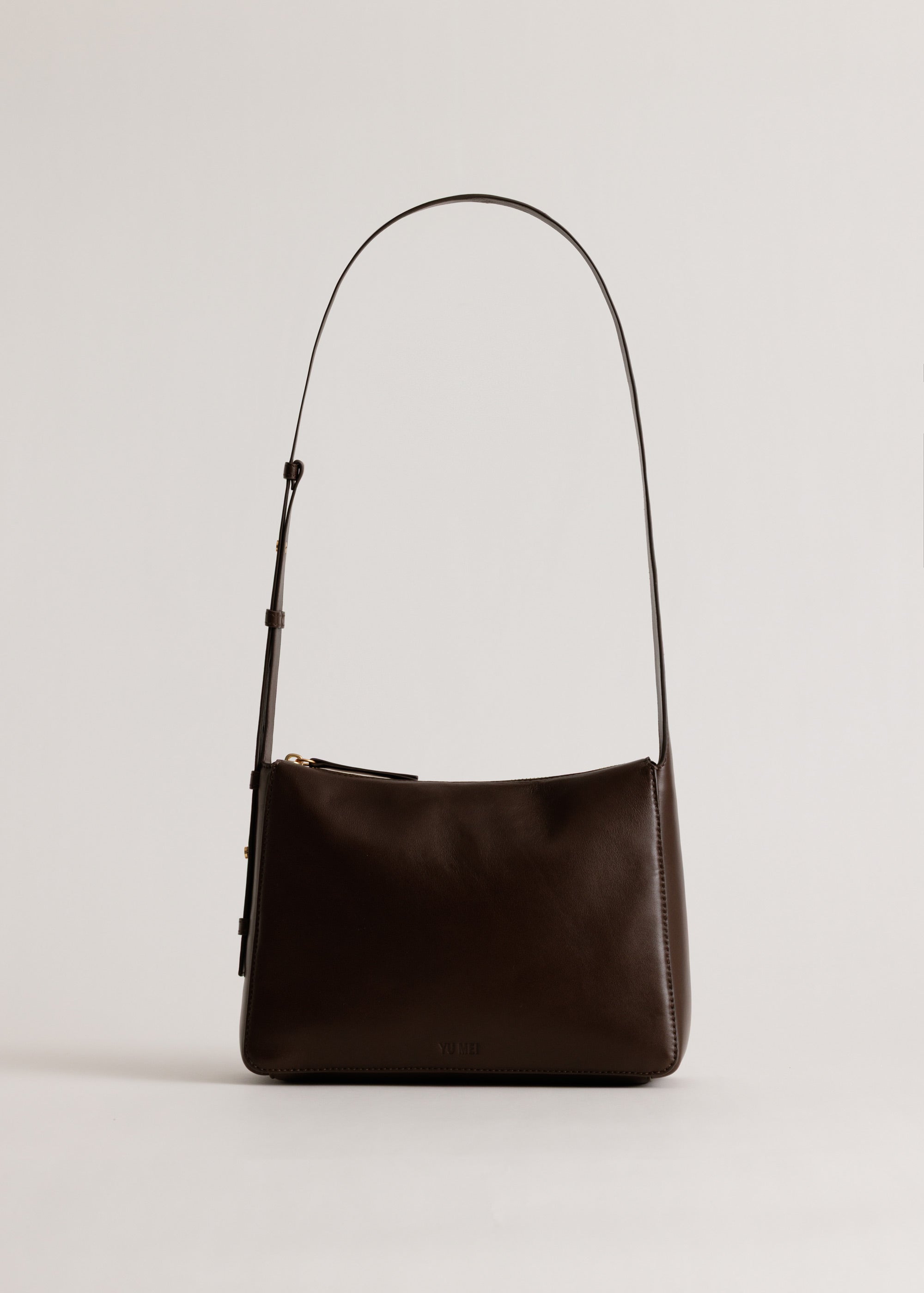 Brooke | Leather Shoulder Bag in Molasses | Yu Mei