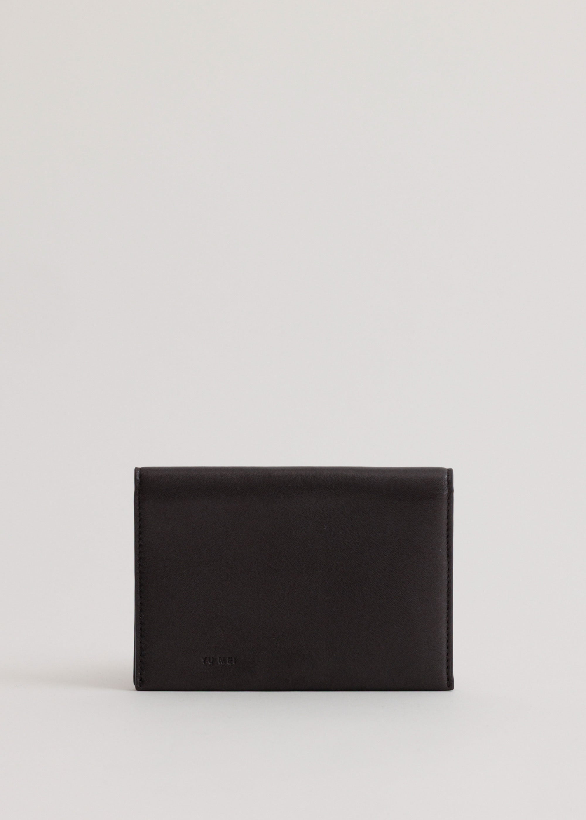 Jessie Folio in Americano Lambksin front view