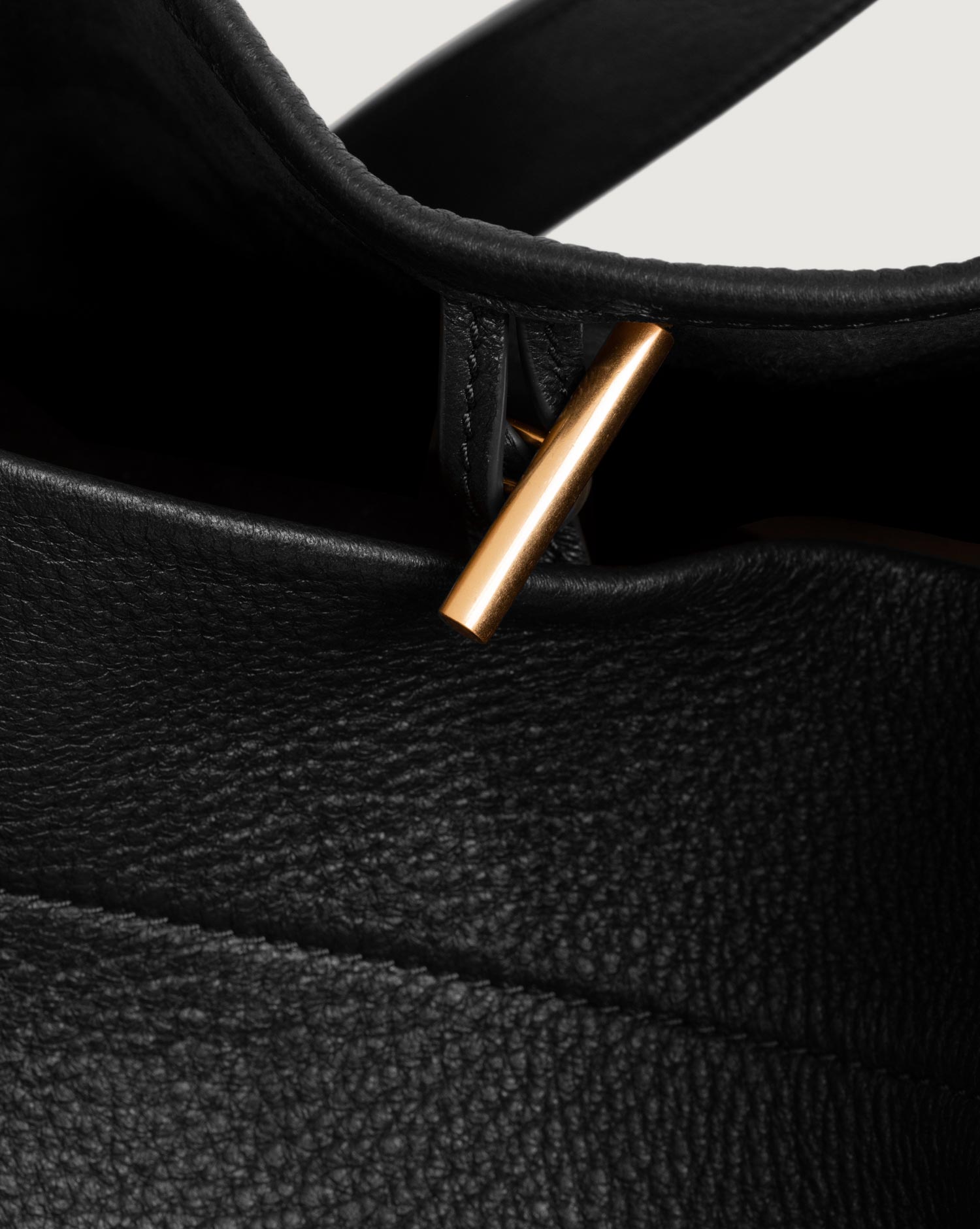 Custom toggle closure