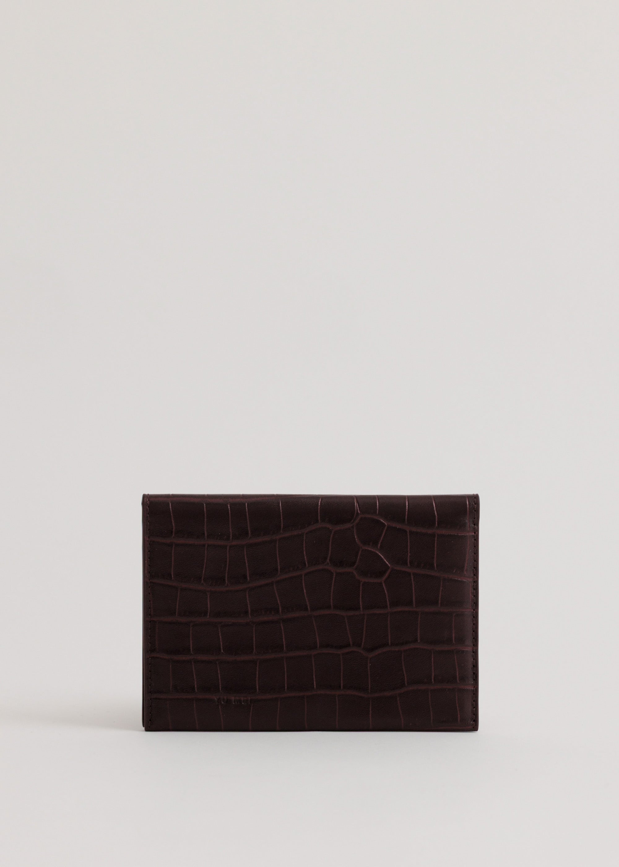 Jessie Folio in Fire Croc front view showing premium croc embossed exterior