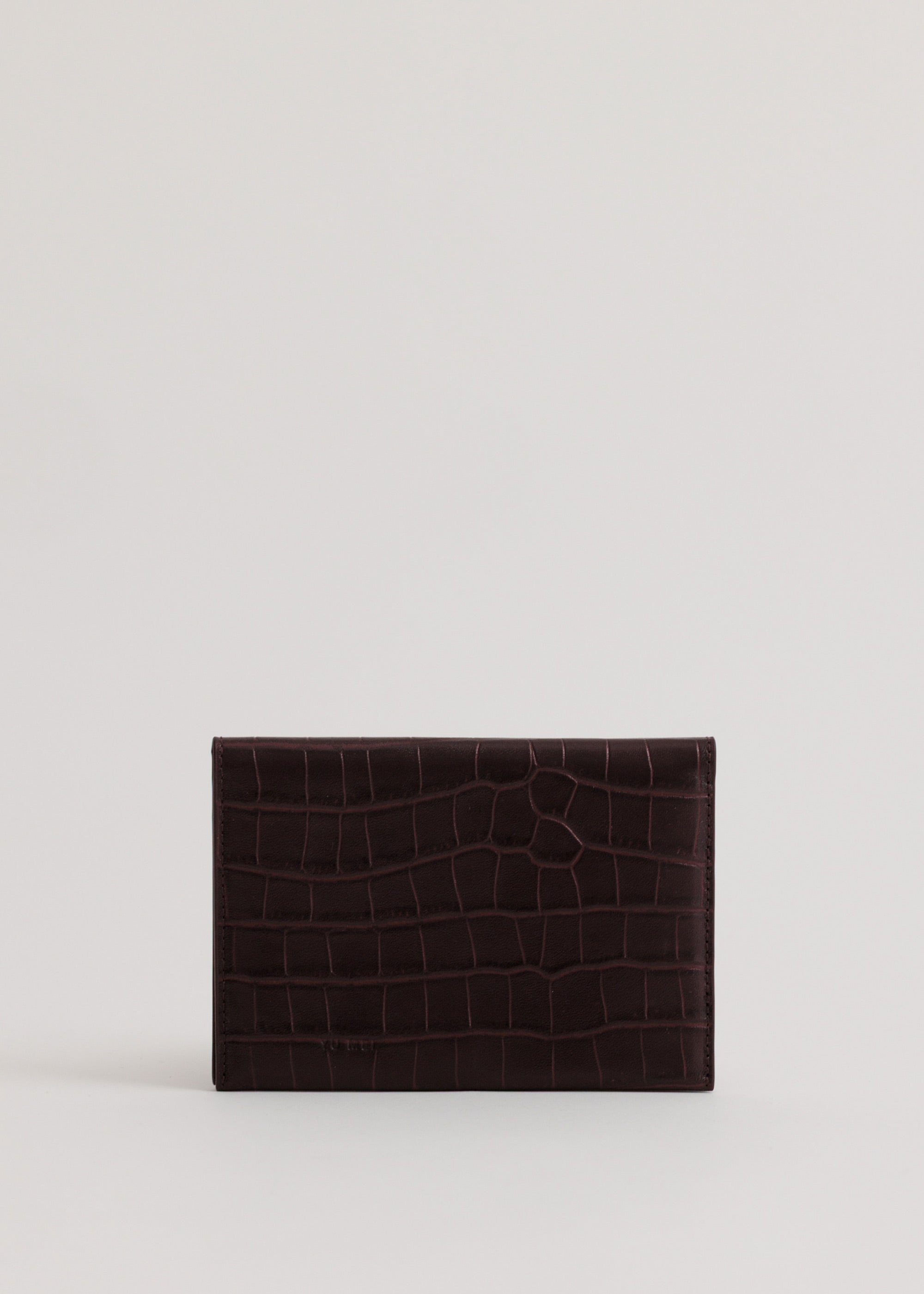 Jessie Folio in Fire Croc front view showing premium croc embossed exterior