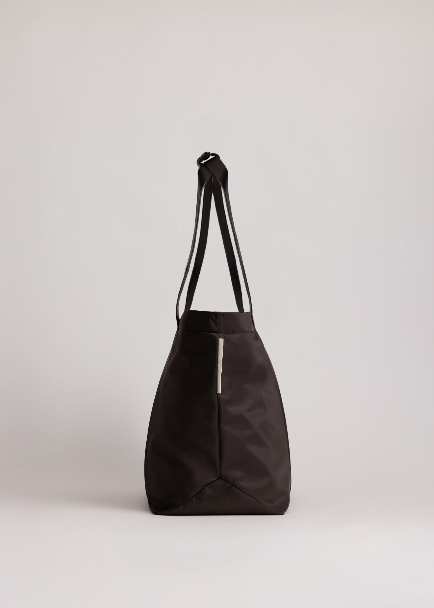 ECONYL® Regenerated Nylon Landscape Tote | Yu Mei