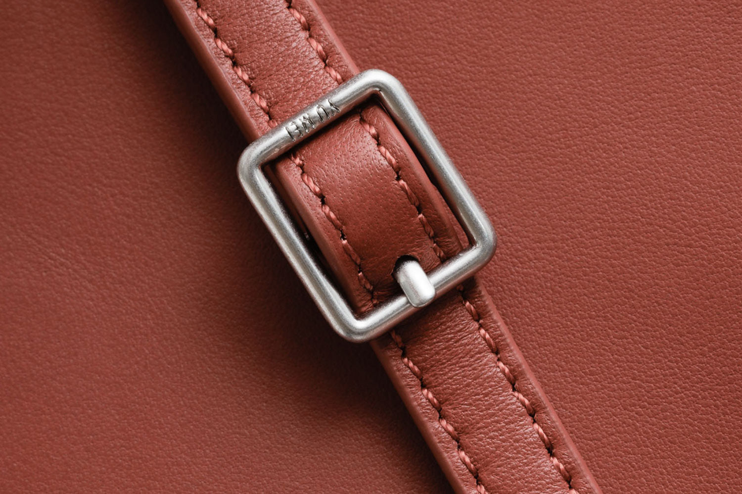 Custom buckle fastening