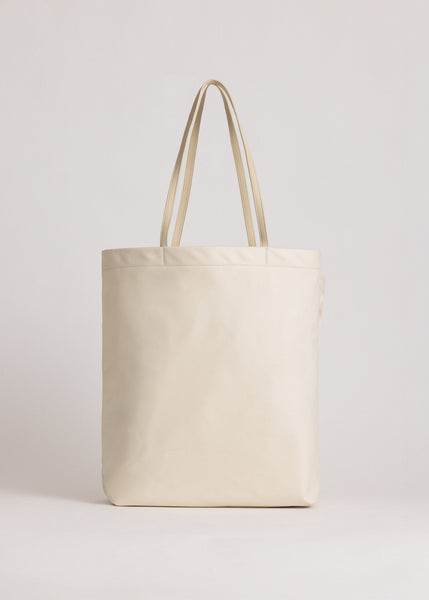 Portrait Tote | ECONYL® Tote in White Asparagus – Yu Mei