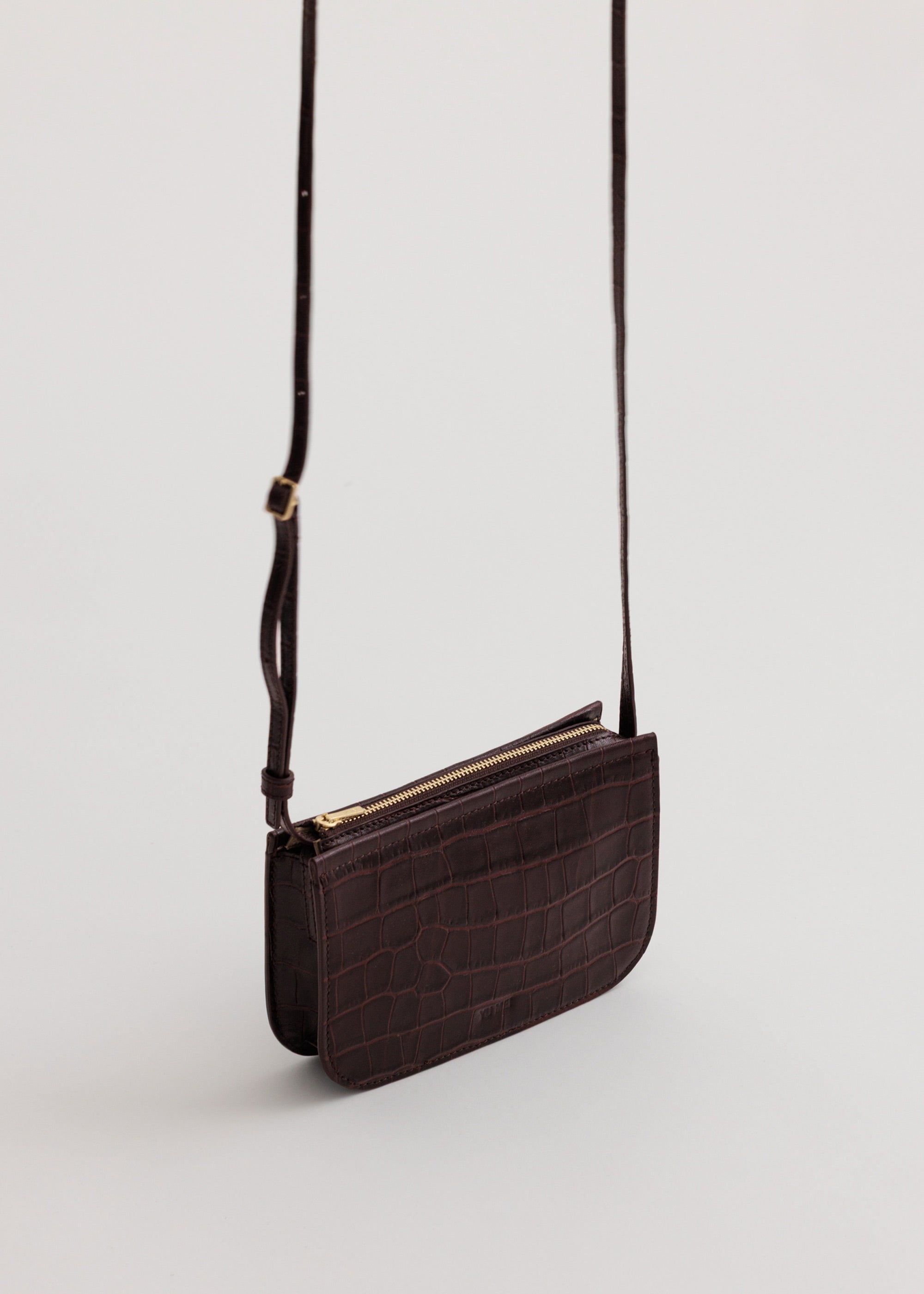 Vi Bag in Fire Croc 45 degree angle showing adjustable cross-body strap