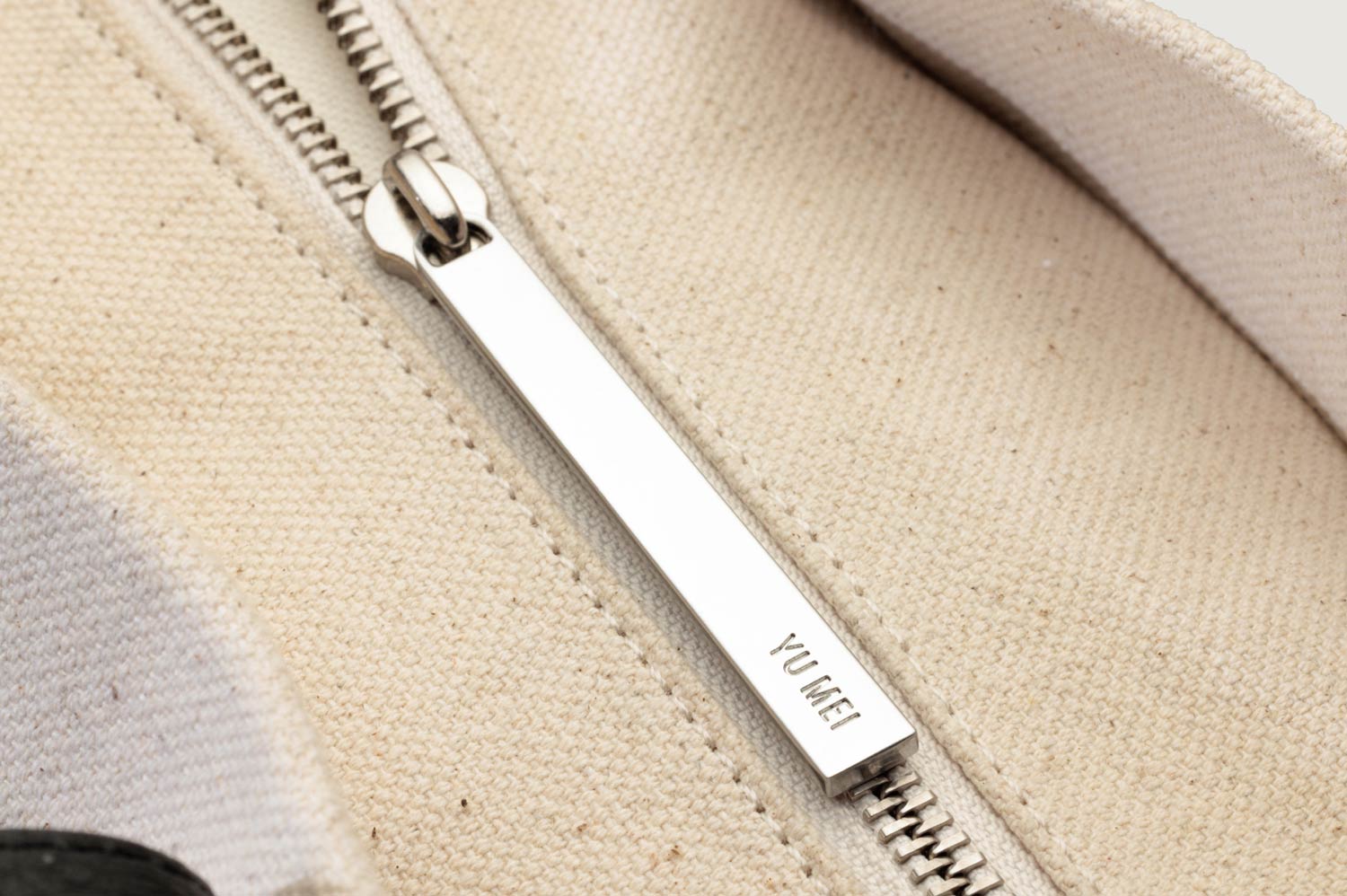 Custom Yu Mei zip detail view