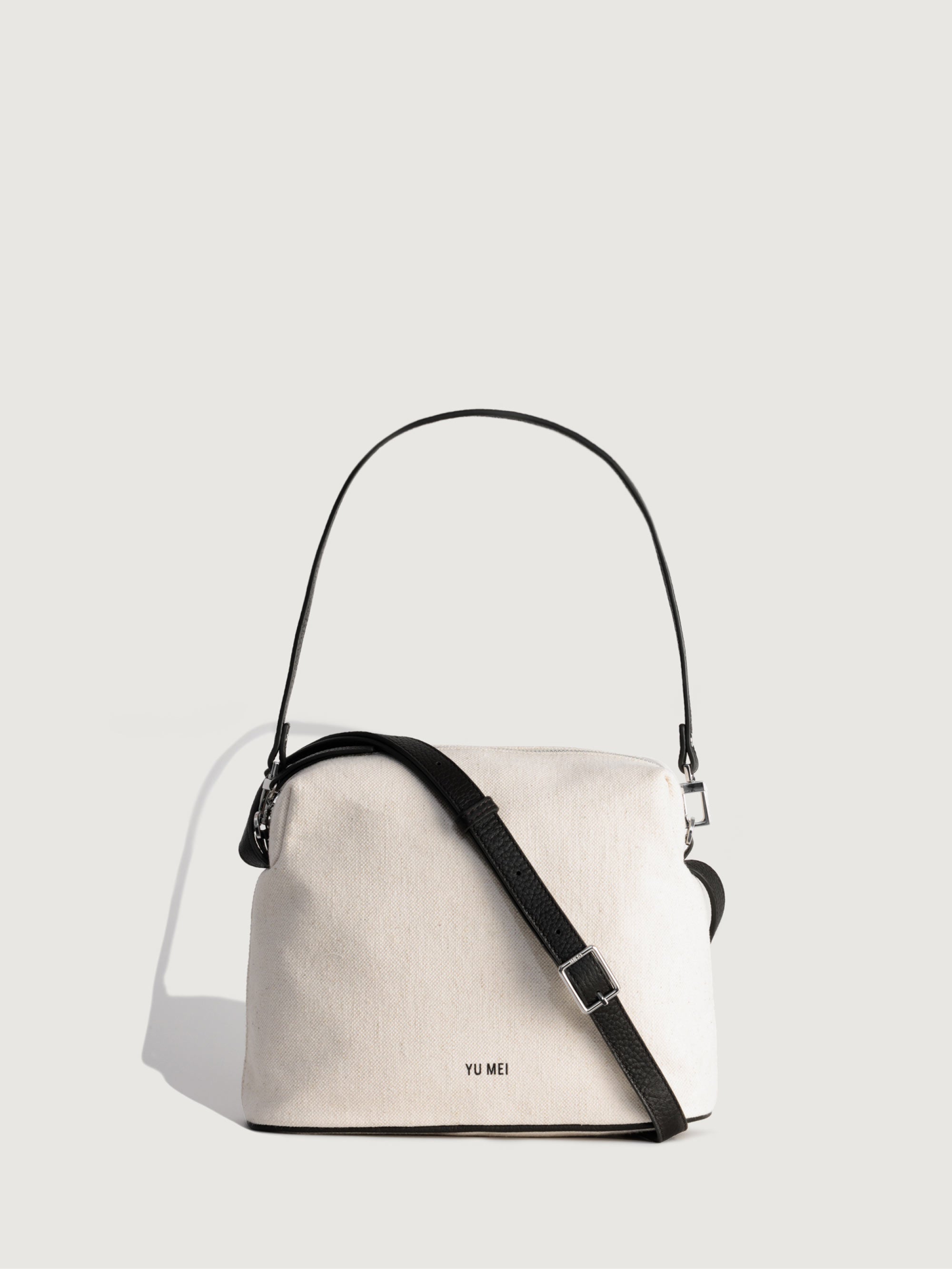 Bag front profile