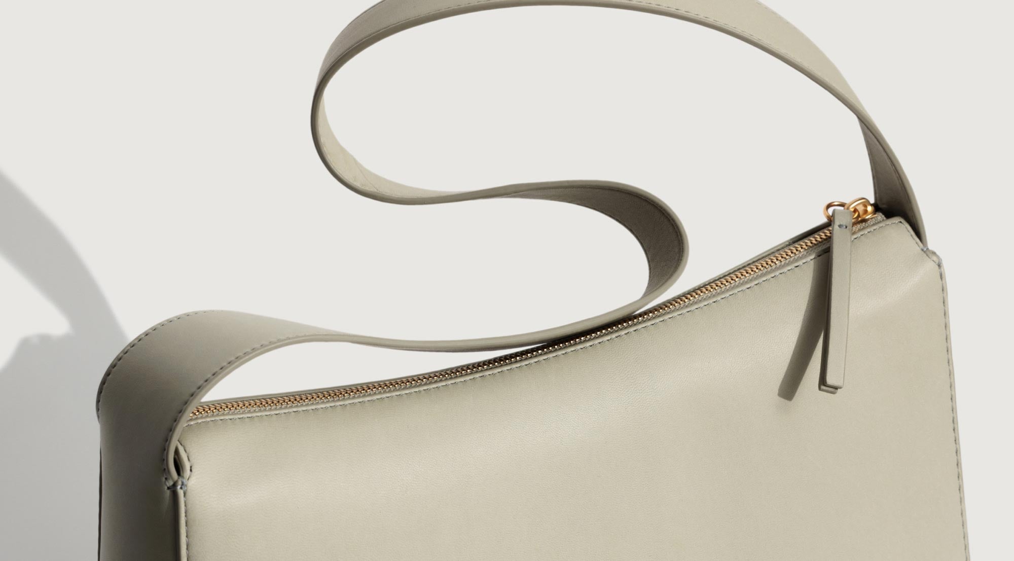 Strap and zip detail view