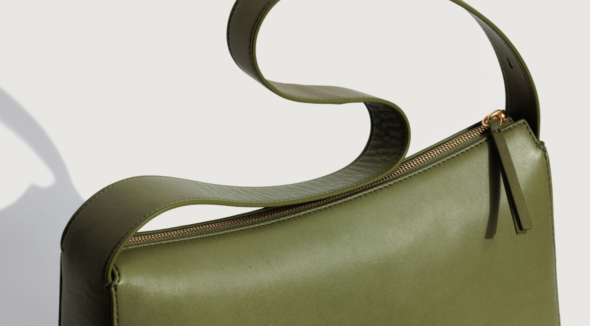 Bag strap and zip detail view